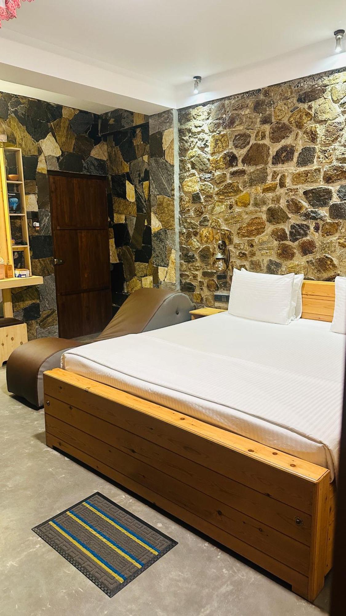 The Symbol Of Ella Bed & Breakfast Екстериор снимка